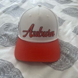 Overhand MVP-DV Auburn Hat great condition